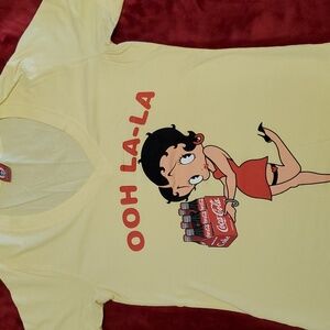 Betty Boop Coca-Cola size large V neck t-shirt never worn
